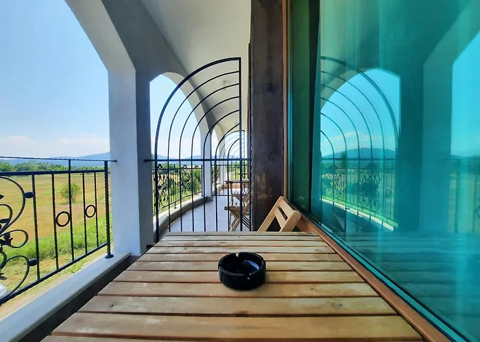 Family Delfa Chernomorets